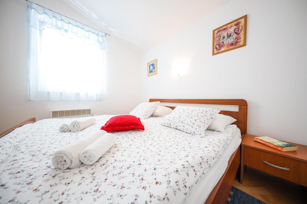 Luton Apartment Zadar Kozino Heating Pool & Jacuzzi Exteriör bild