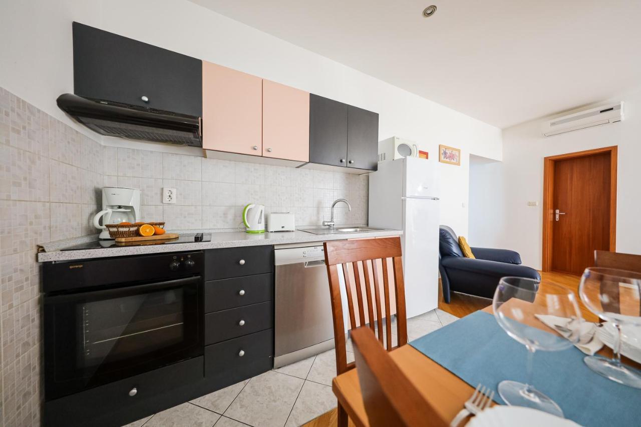 Luton Apartment Zadar Kozino Heating Pool & Jacuzzi Exteriör bild